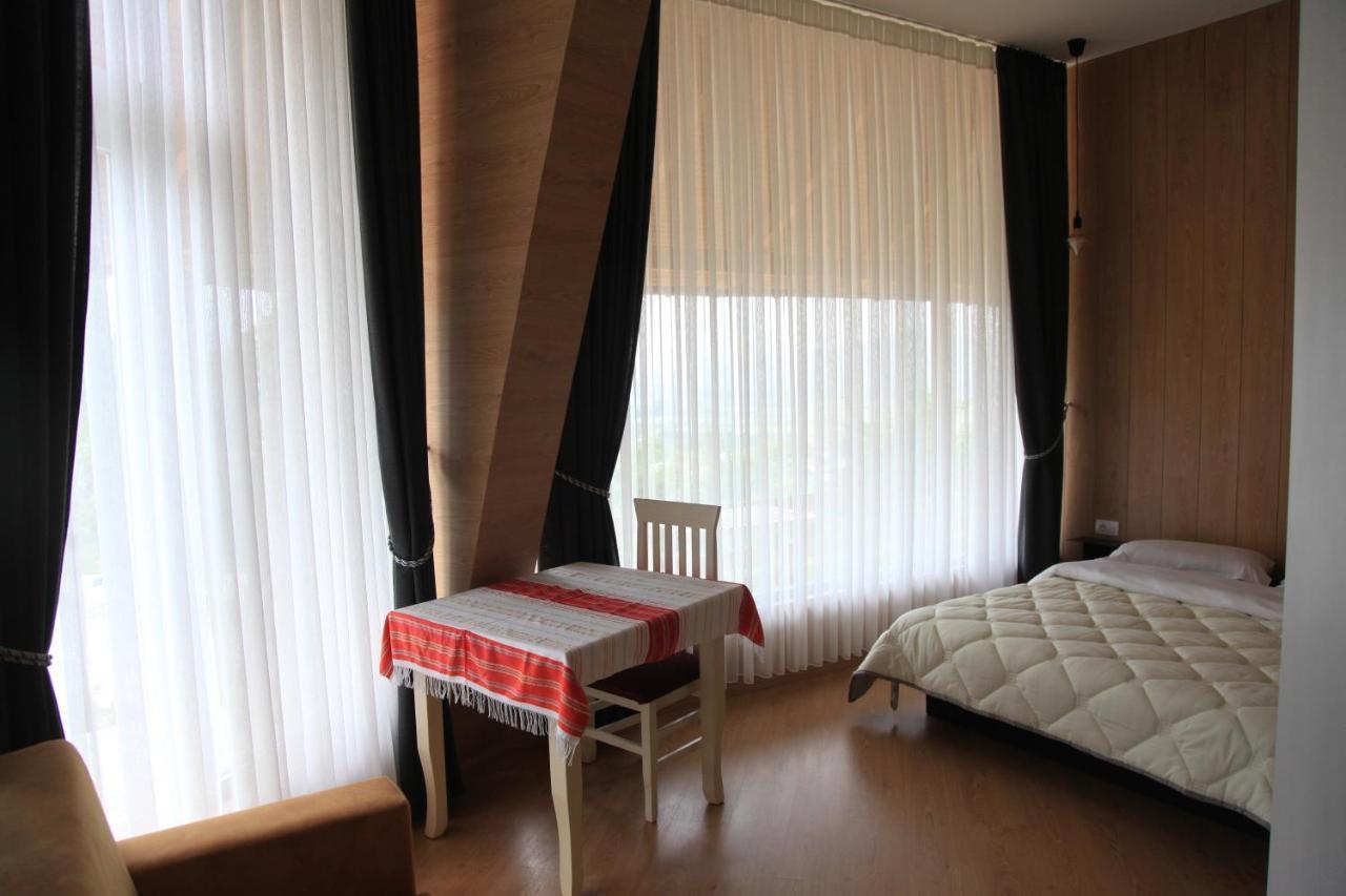 Villa Hylli I Drites Lezhë Exterior foto